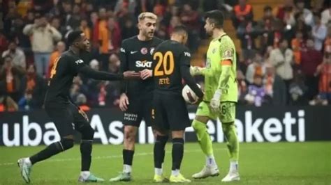 Galatasaray'da Bandırmaspor maçında penaltıyı taş-kağıt-makas belirledi!